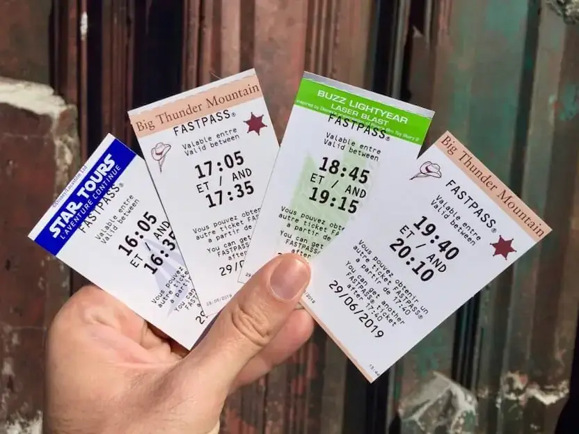 Old FastPass - Disneyland Paris