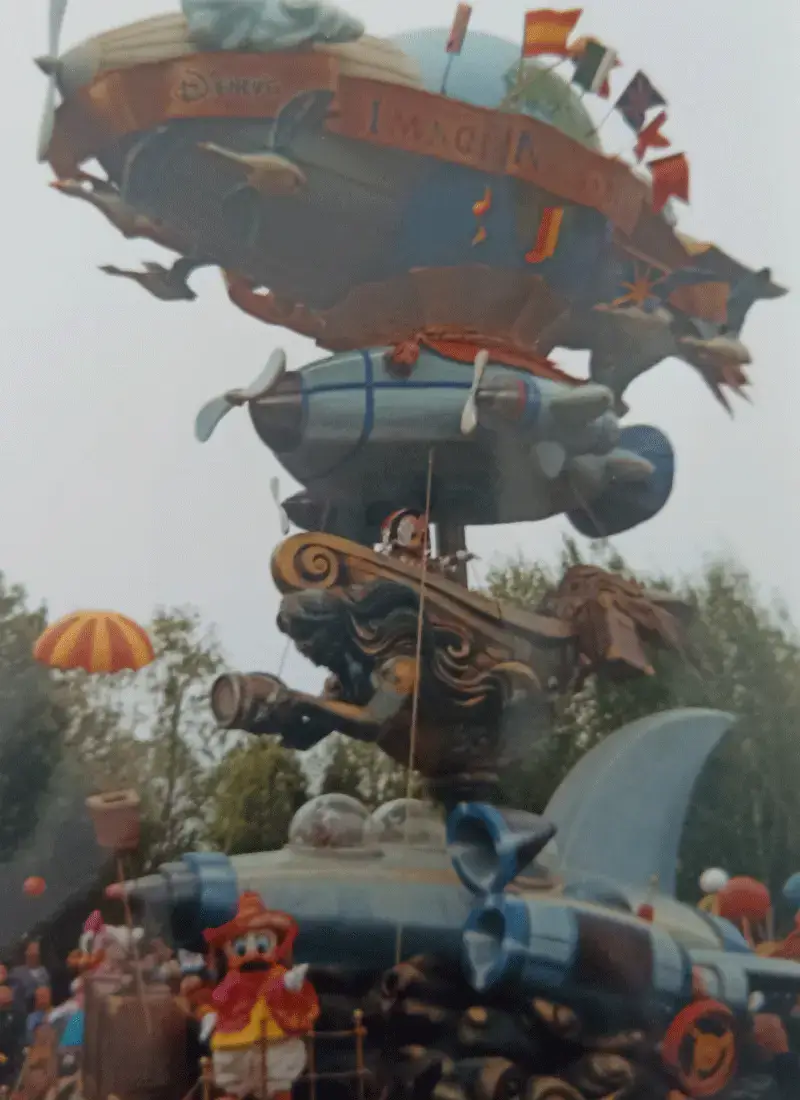 Vintage Parade - Disneyland Paris